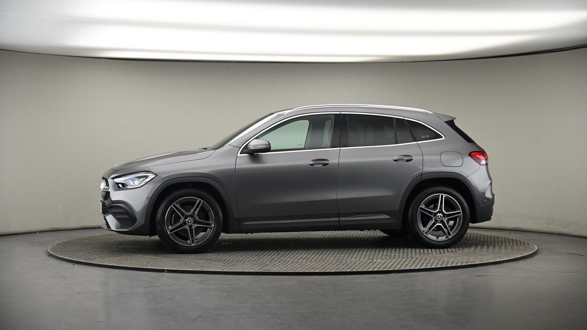 More views of Mercedes-Benz GLA