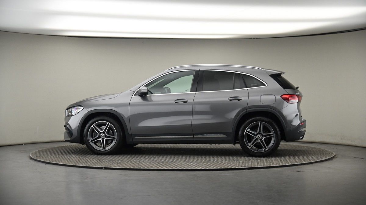 More views of Mercedes-Benz GLA