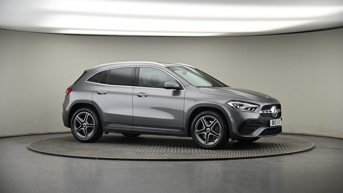 More views of Mercedes-Benz GLA