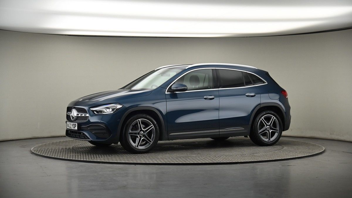 More views of Mercedes-Benz GLA