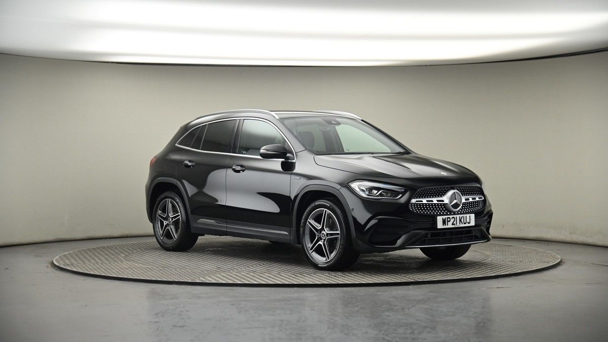 More views of Mercedes-Benz GLA