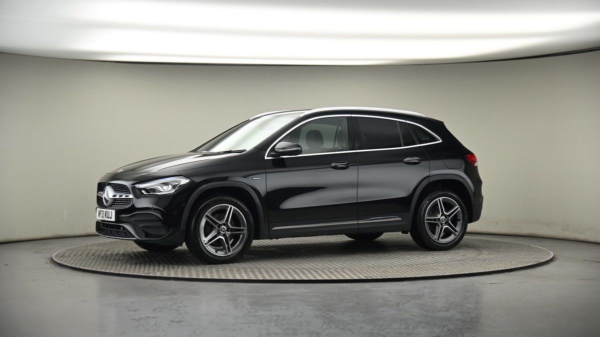 More views of Mercedes-Benz GLA