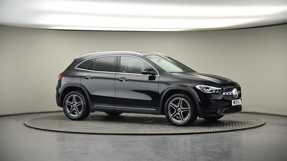 Mercedes-Benz GLA Image 6