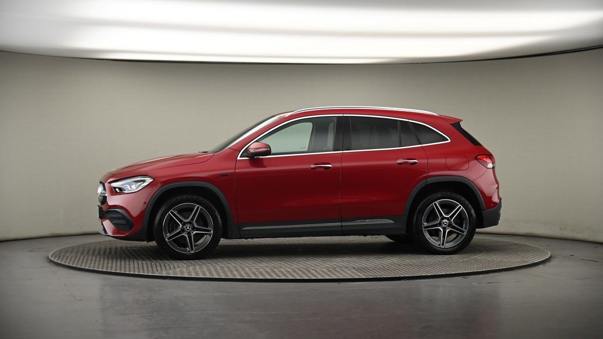 More views of Mercedes-Benz GLA