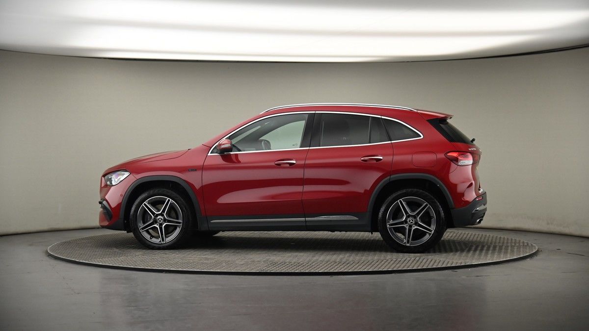 More views of Mercedes-Benz GLA