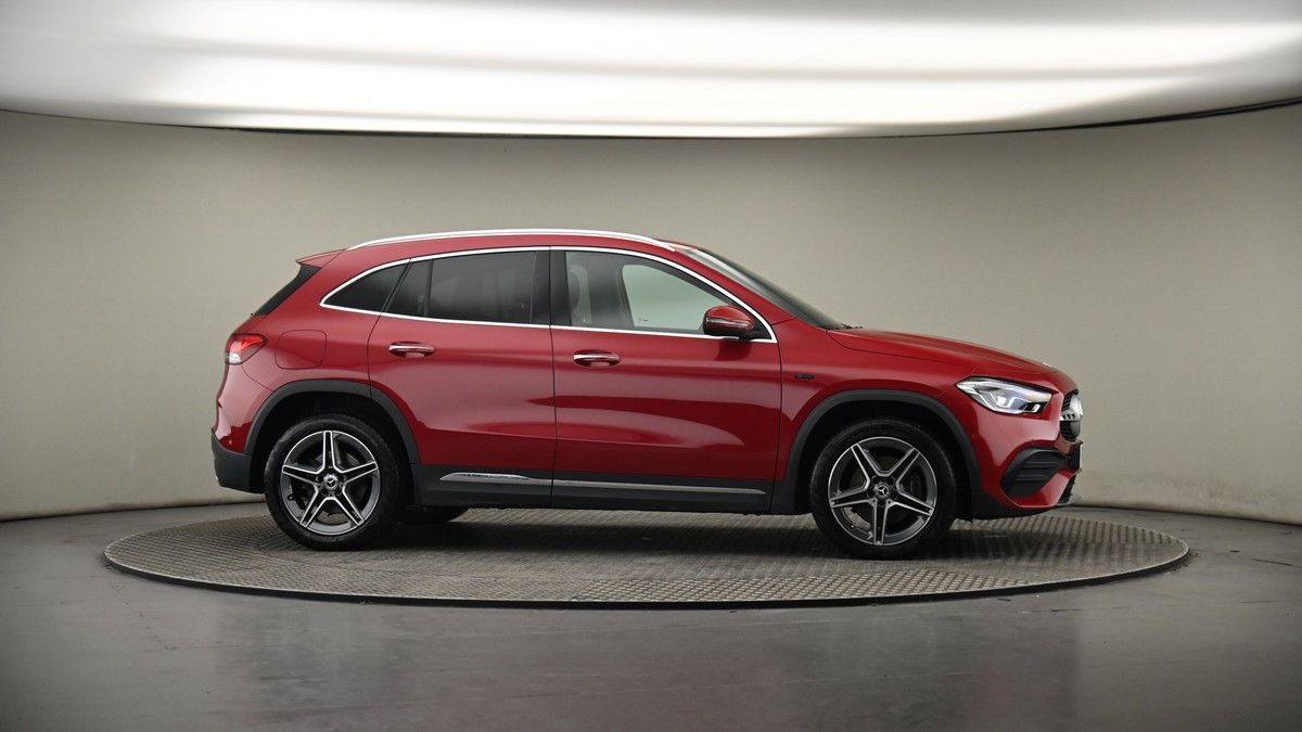 More views of Mercedes-Benz GLA