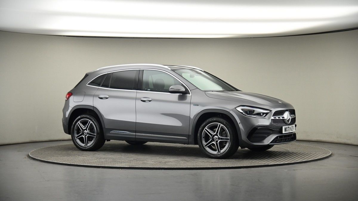 Mercedes-Benz GLA Image 6