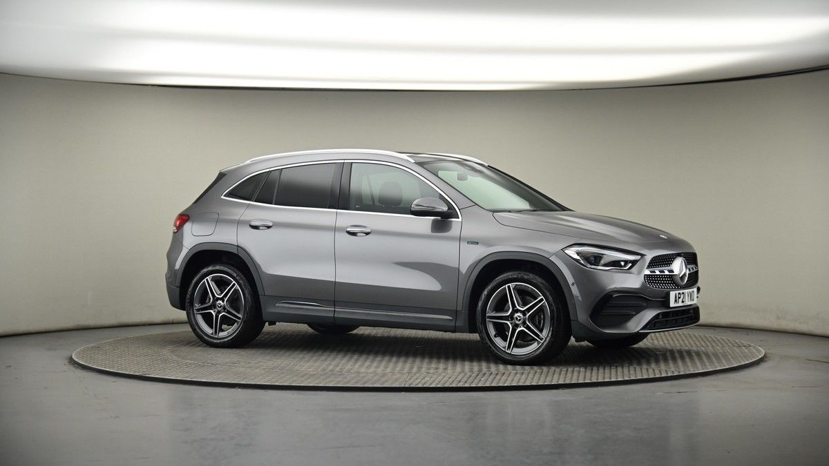 Mercedes-Benz GLA Image 6