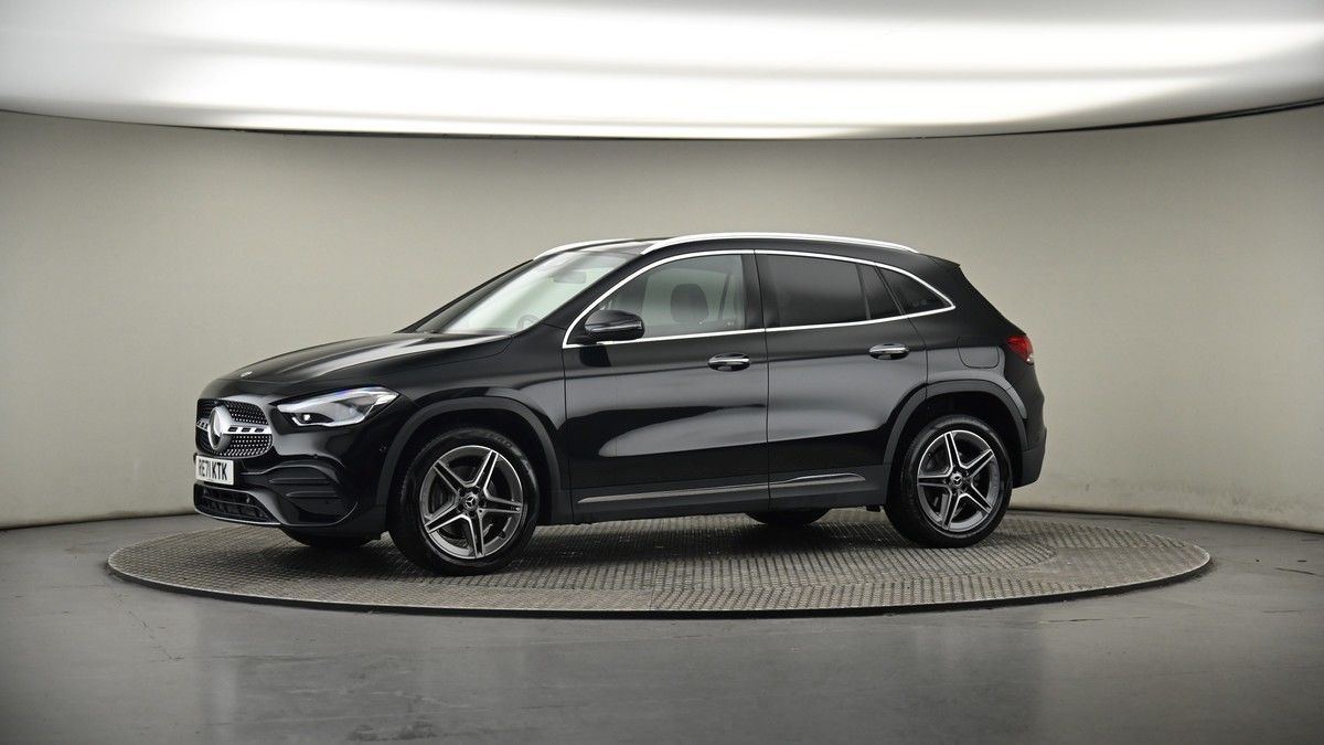 More views of Mercedes-Benz GLA