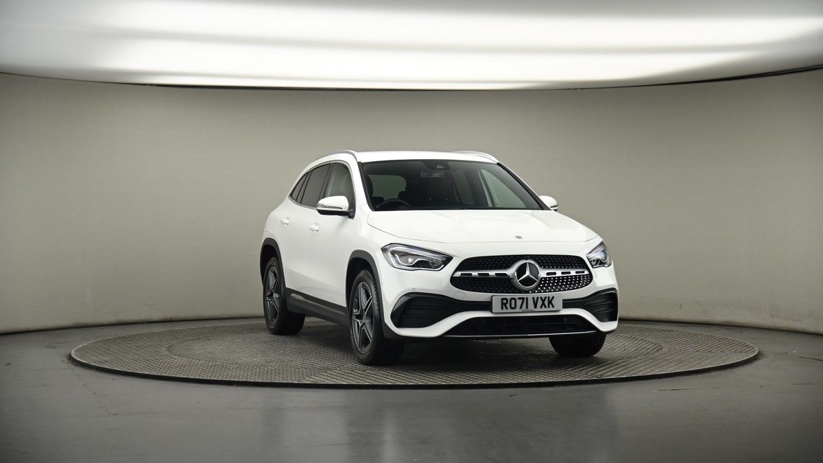 More views of Mercedes-Benz GLA