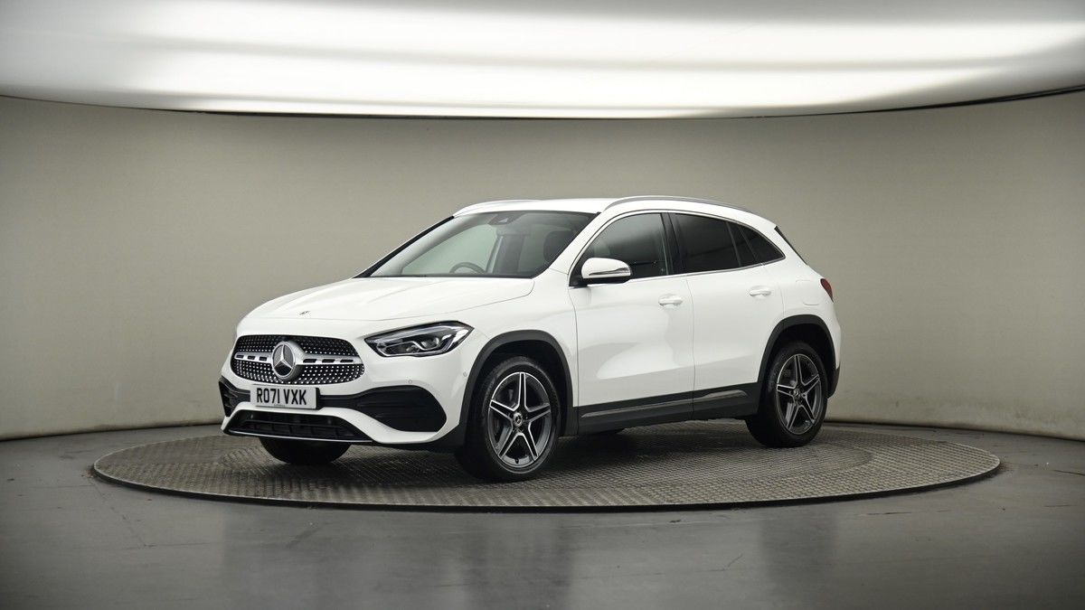 More views of Mercedes-Benz GLA