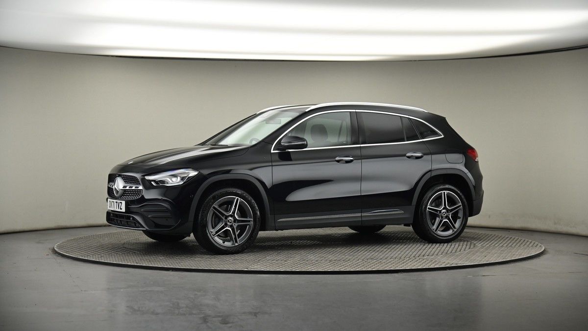 More views of Mercedes-Benz GLA