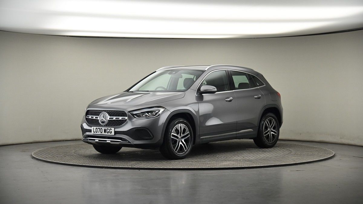 More views of Mercedes-Benz GLA