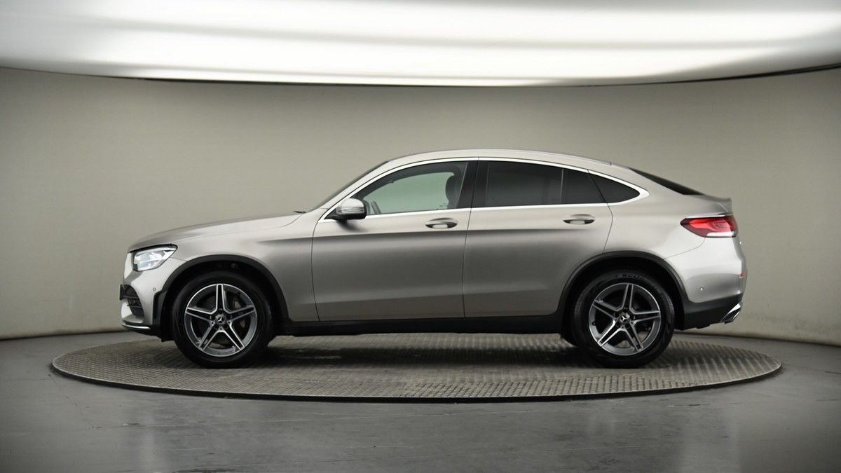 Mercedes-Benz GLC Image 18