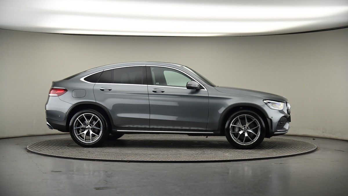 More views of Mercedes-Benz GLC