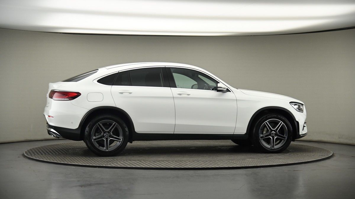 More views of Mercedes-Benz GLC