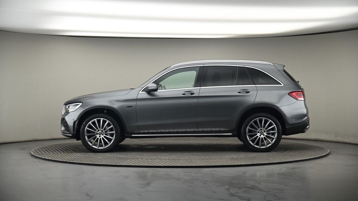 Mercedes-Benz GLC Image 19