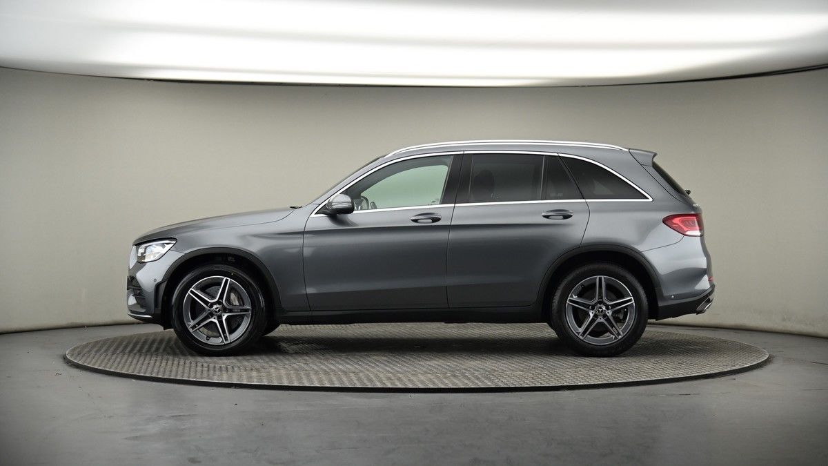 Mercedes-Benz GLC Image 18