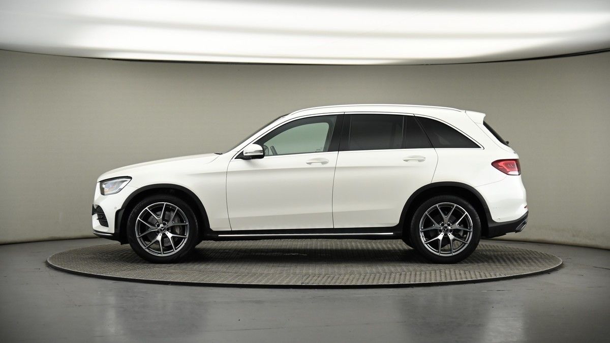 Mercedes-Benz GLC Image 20