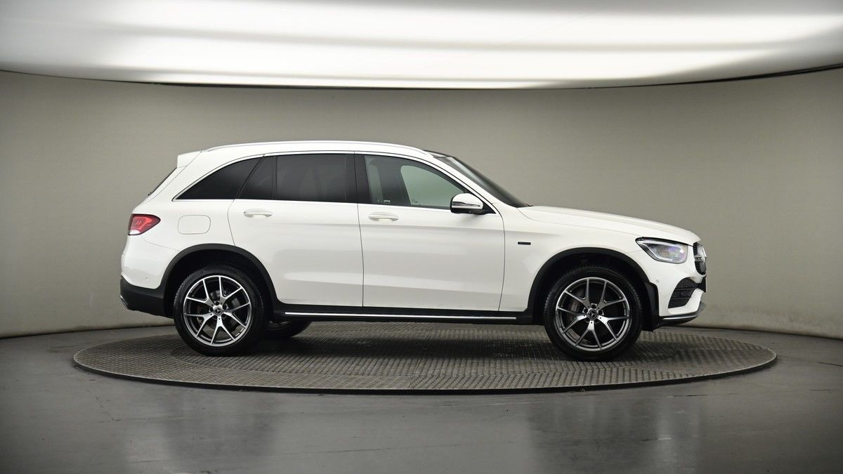 More views of Mercedes-Benz GLC