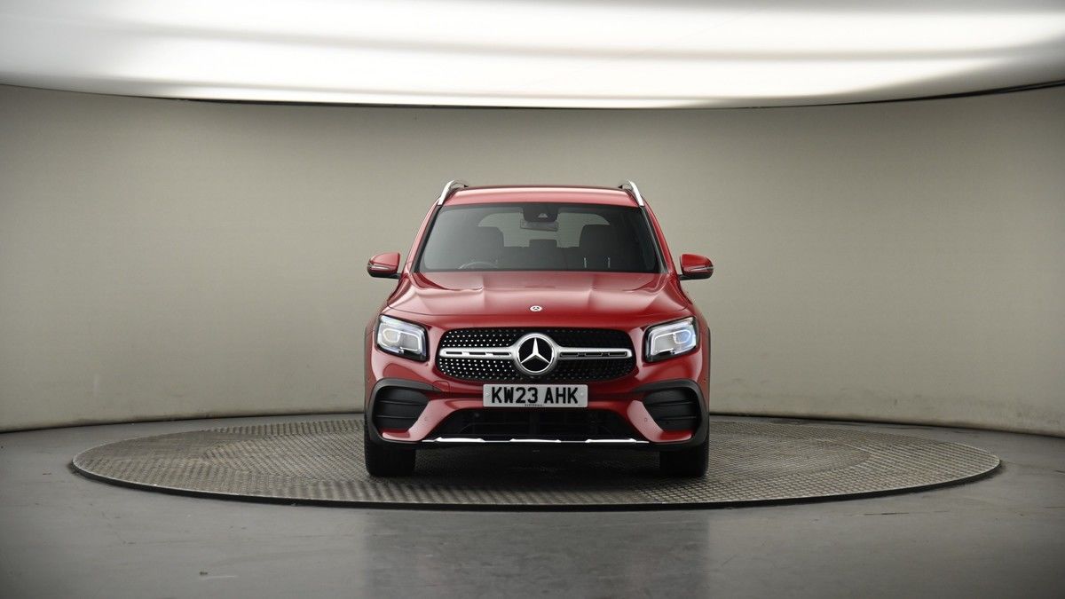 Mercedes-Benz GLB Image 17