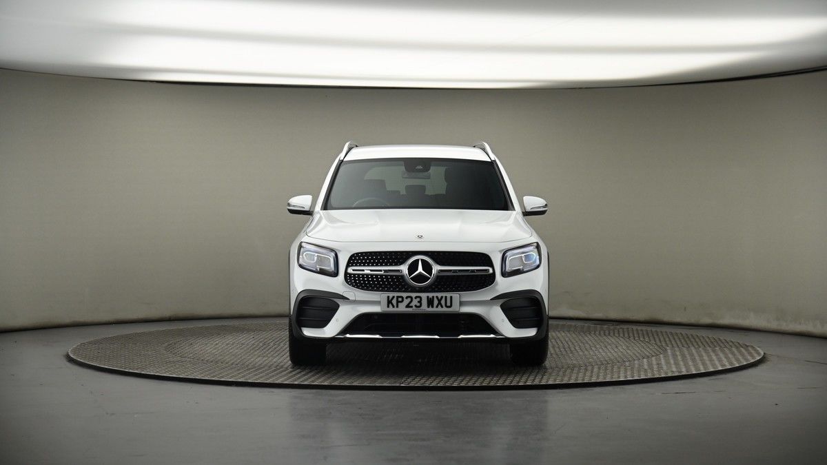 Mercedes-Benz GLB Image 17