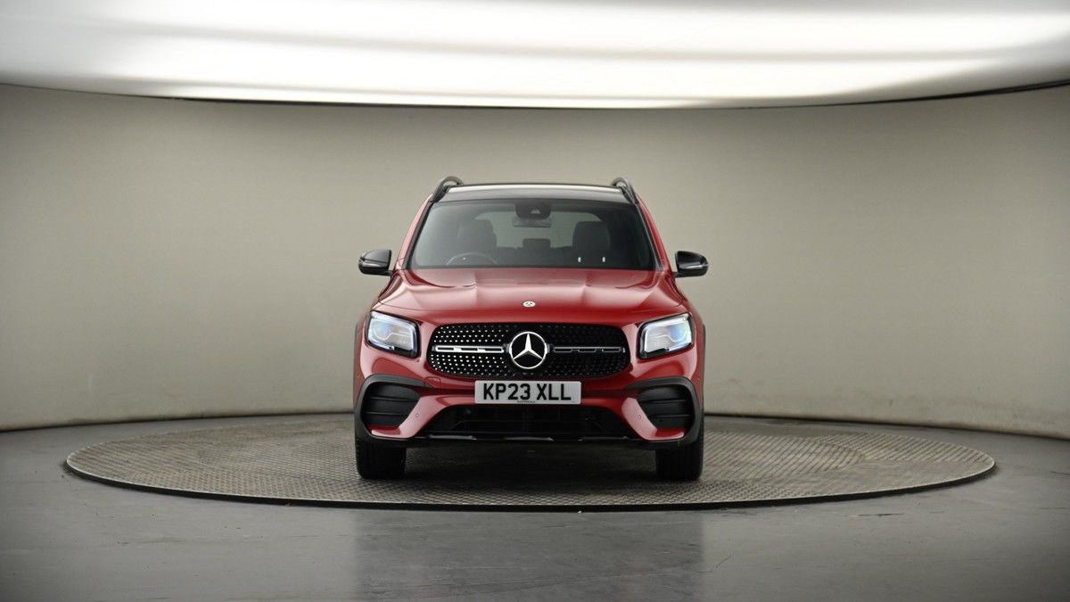 Mercedes-Benz GLB Image 19