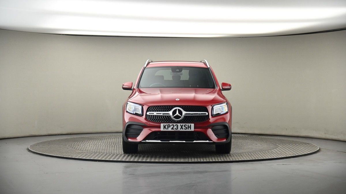 Mercedes-Benz GLB Image 17