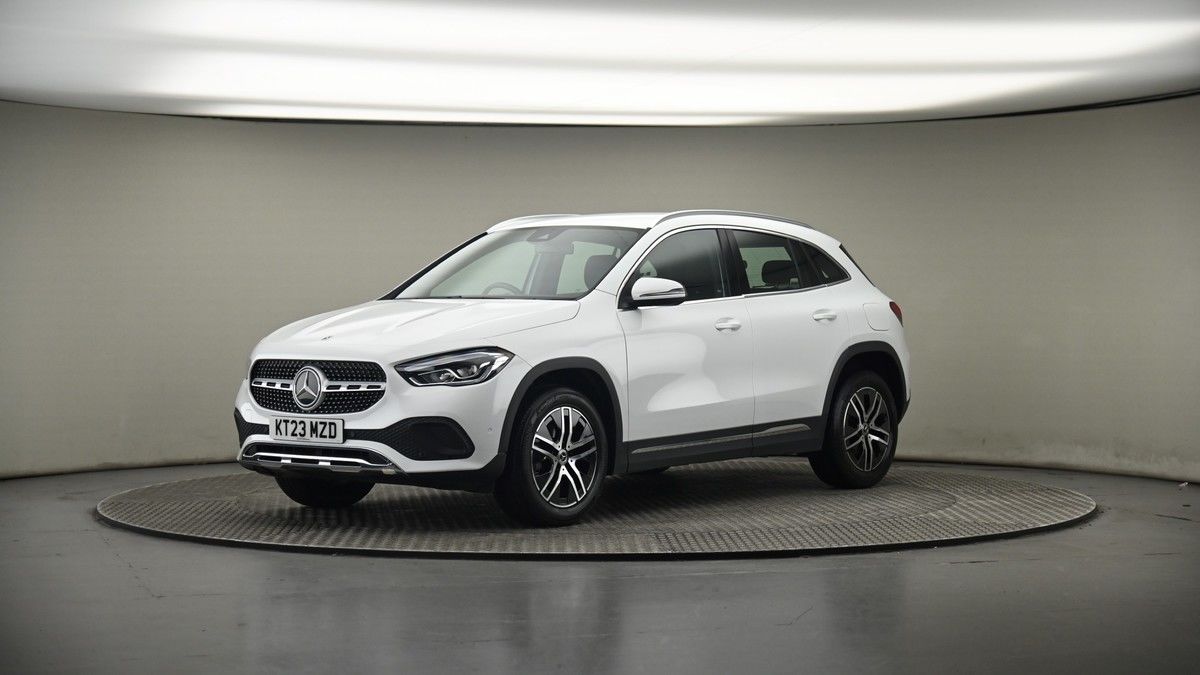 More views of Mercedes-Benz GLA