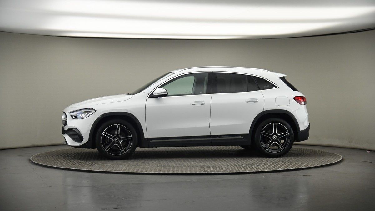 More views of Mercedes-Benz GLA