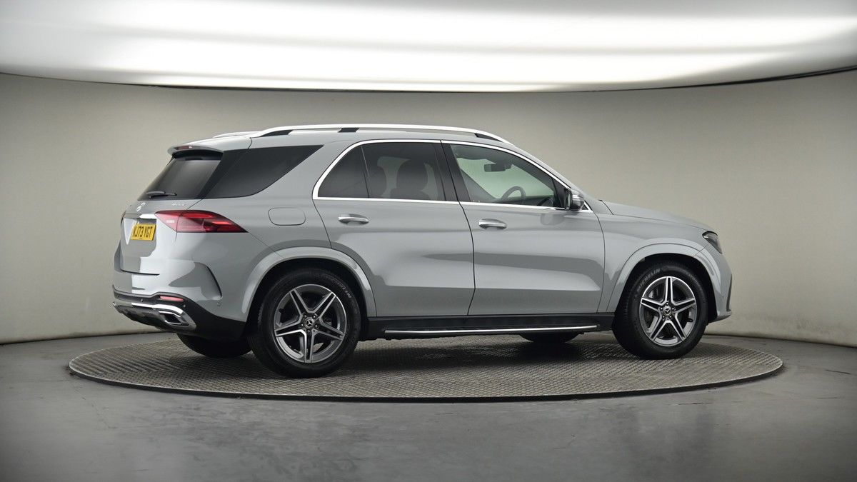 More views of Mercedes-Benz GLE