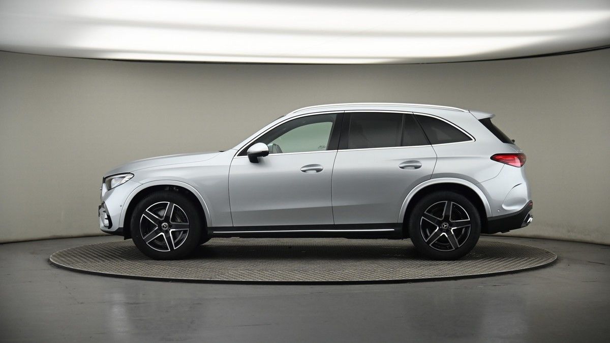 Mercedes-Benz GLC Image 19