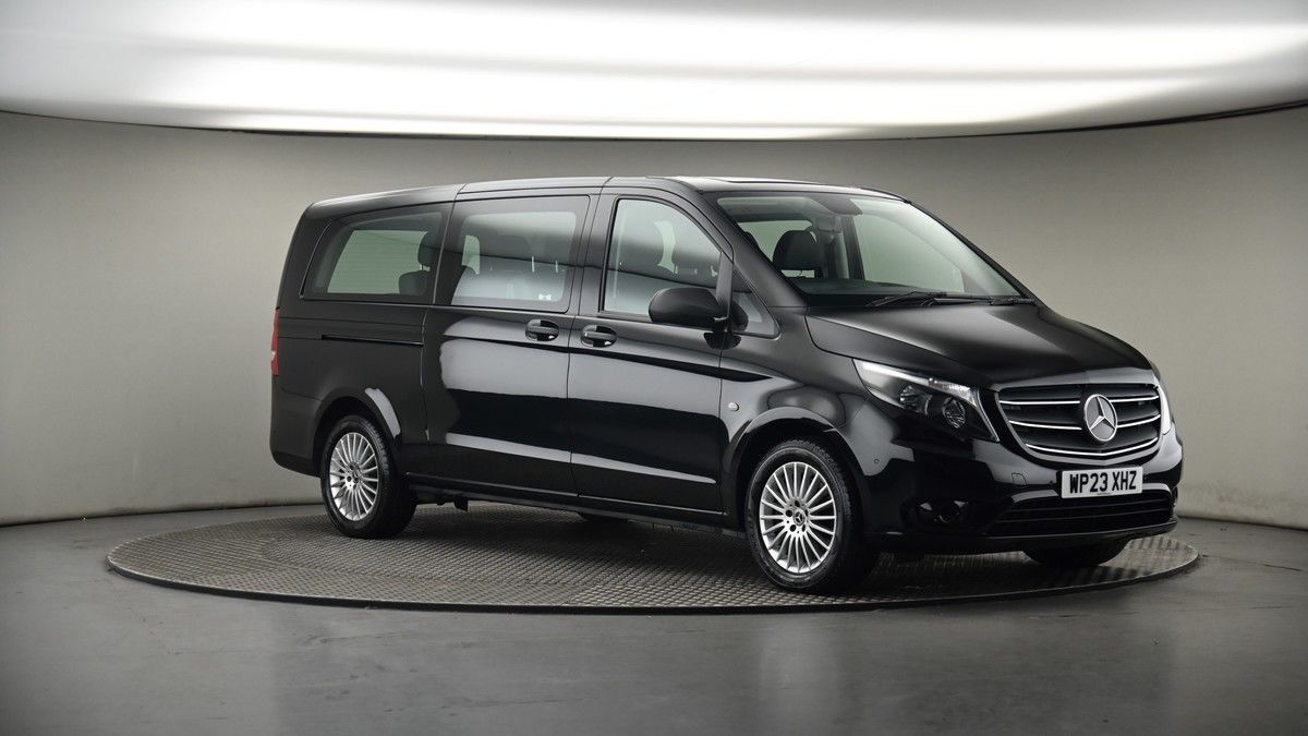 More views of Mercedes-Benz Vito