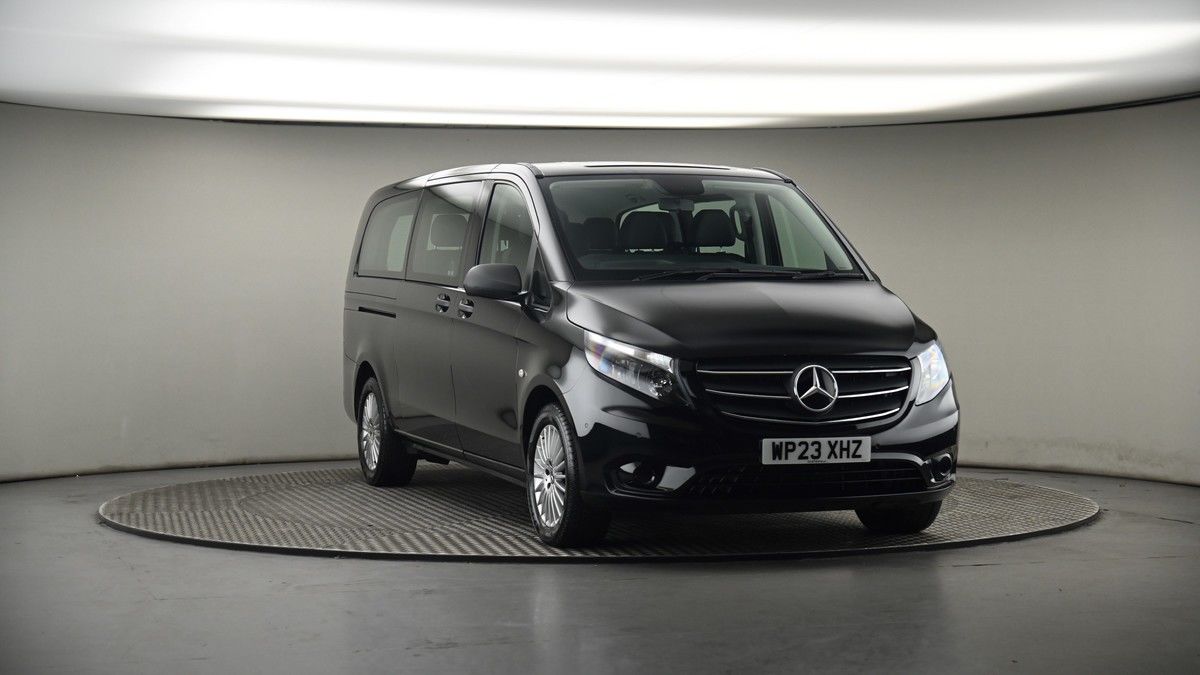 More views of Mercedes-Benz Vito