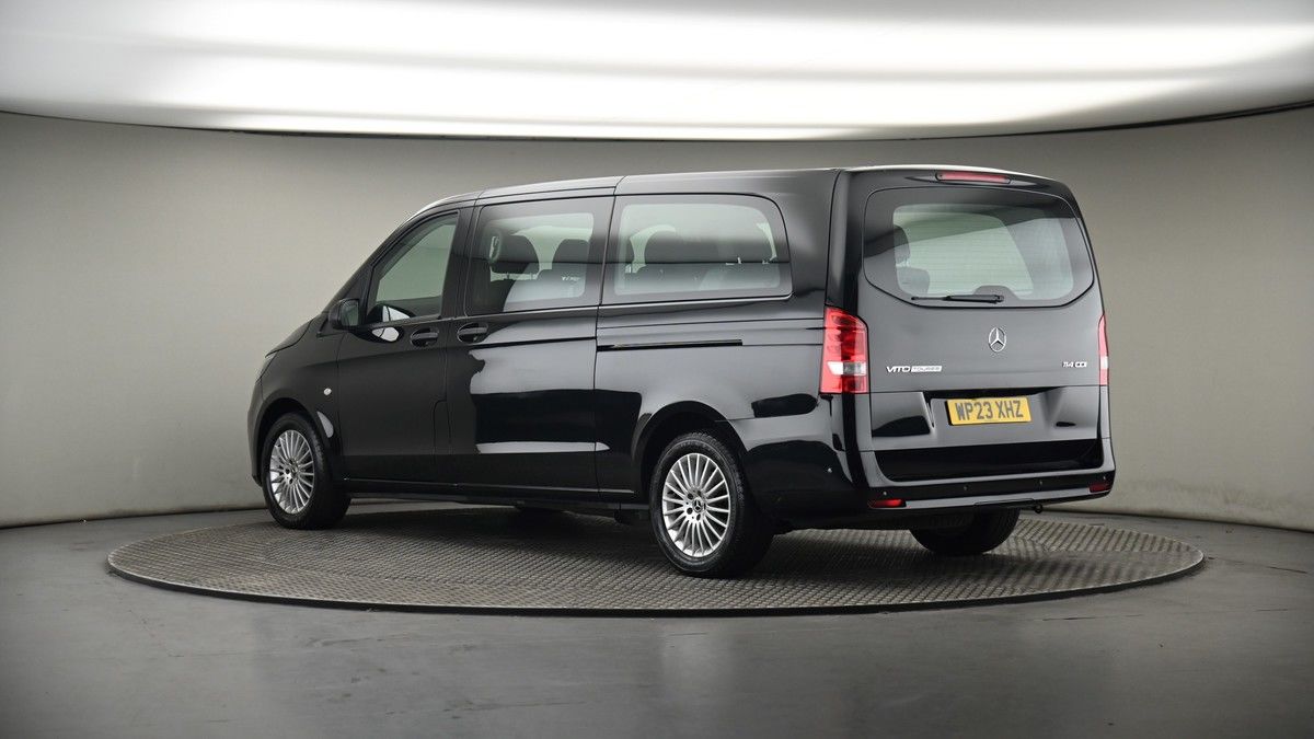 More views of Mercedes-Benz Vito