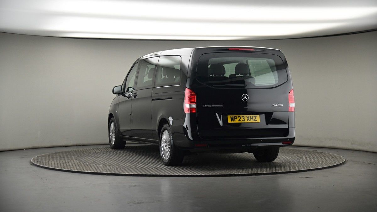 More views of Mercedes-Benz Vito