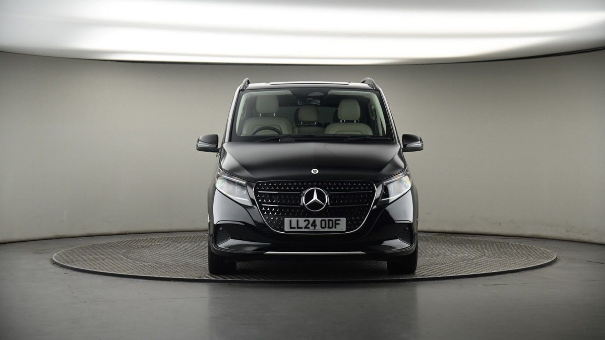 Mercedes-Benz V Class Image 18