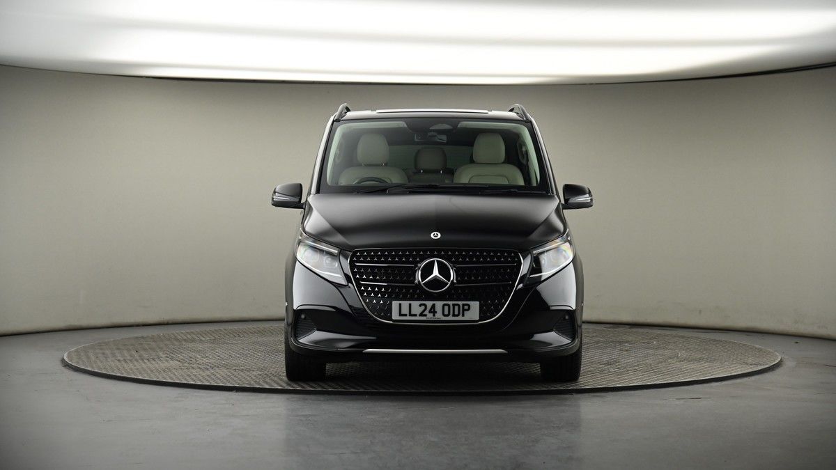 Mercedes-Benz V Class Image 18