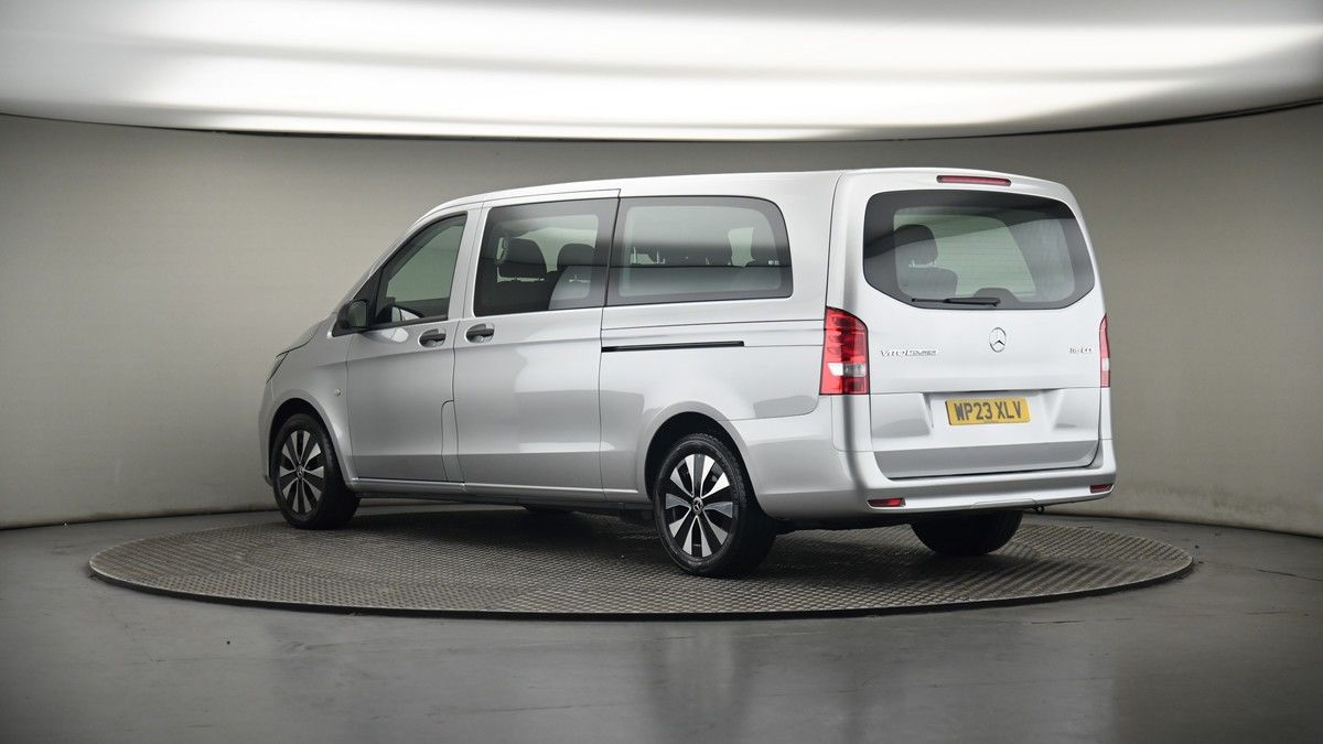 More views of Mercedes-Benz Vito