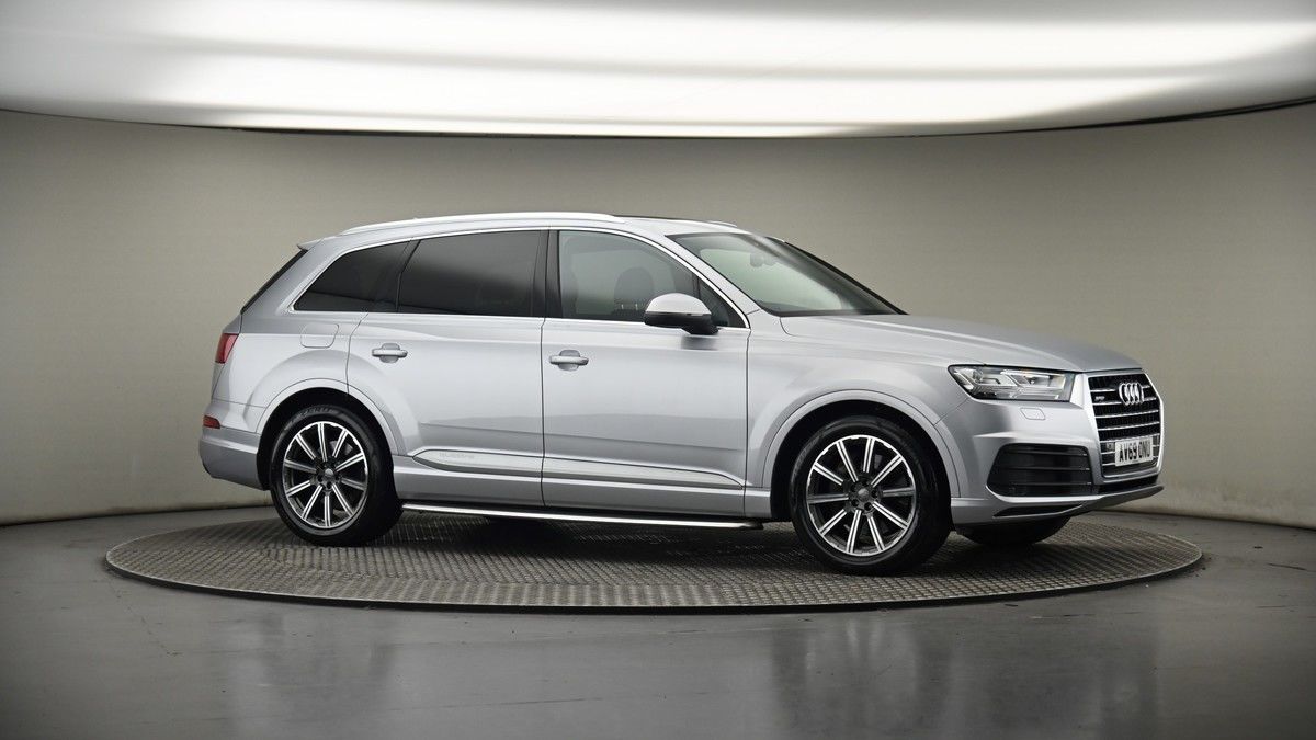 Audi Q7 Image 6