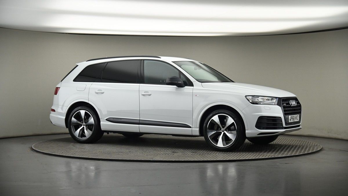 Audi Q7 Image 6