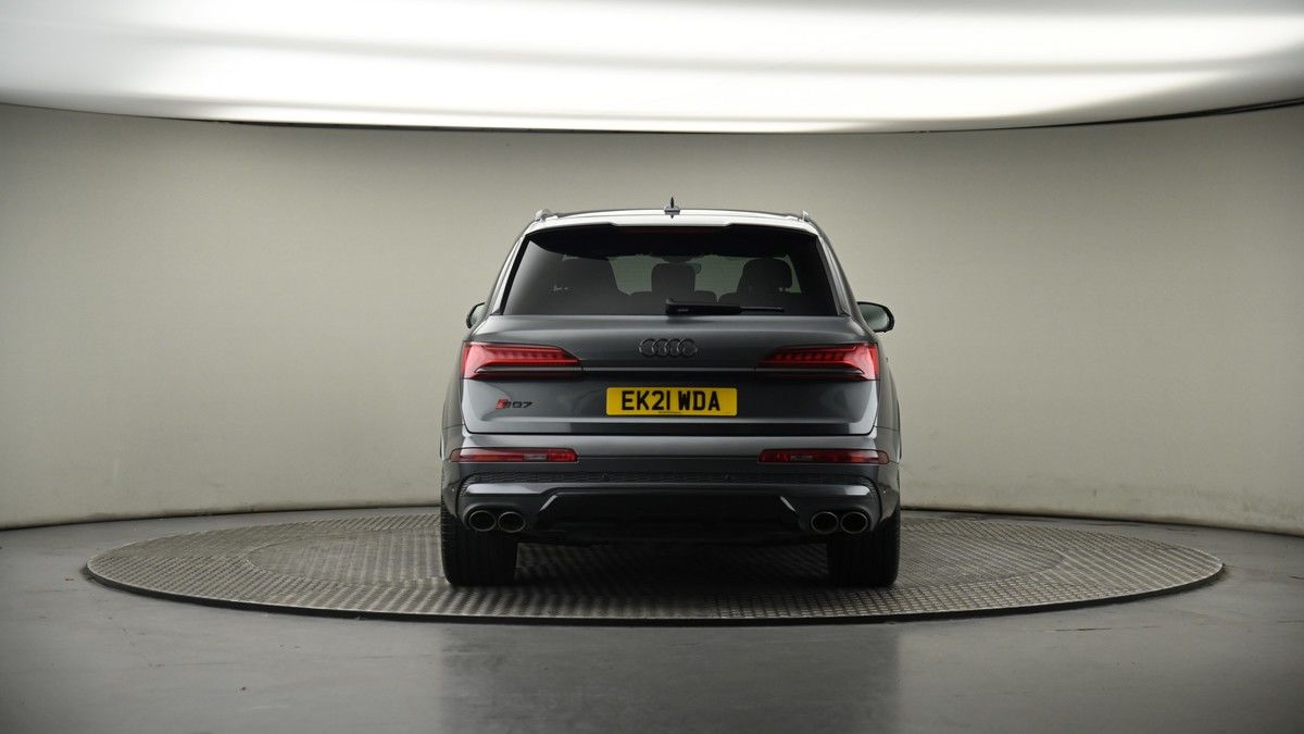 Audi SQ7 Image 16