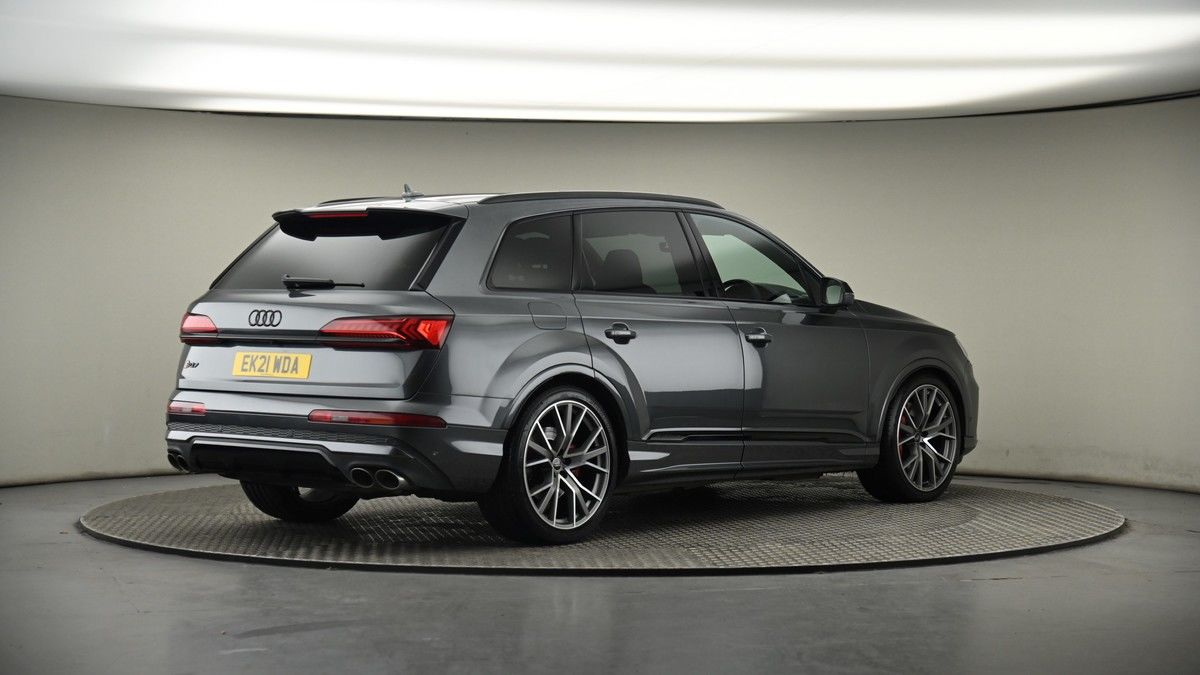 Audi SQ7 Image 7