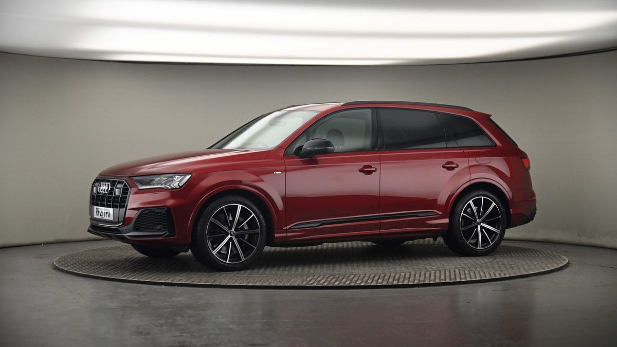 More views of Audi Q7