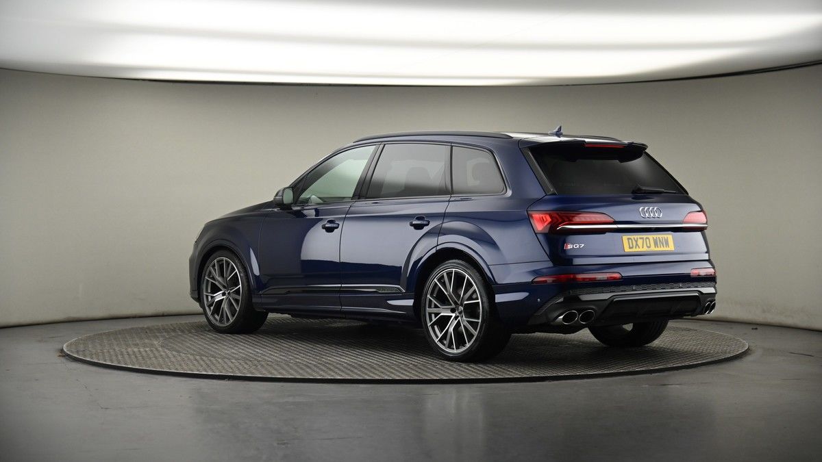 More views of Audi SQ7