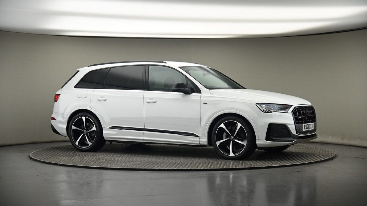 Audi Q7 Image 6