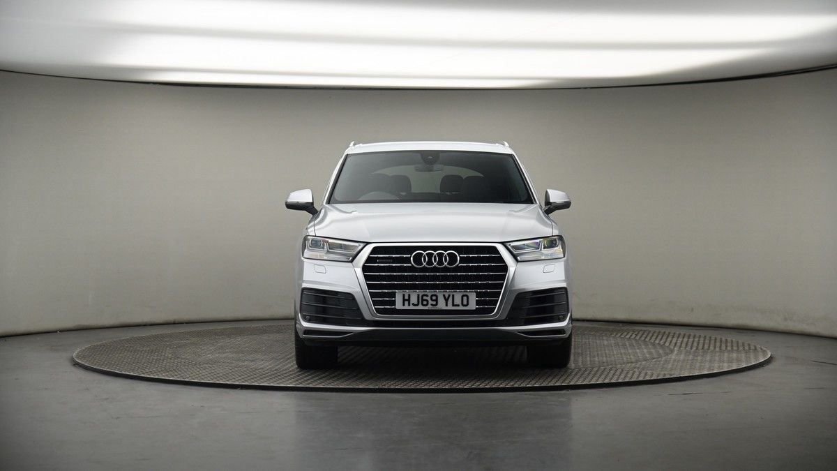 Audi Q7 Image 18