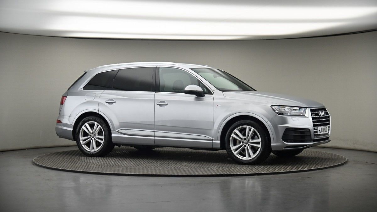 Audi Q7 Image 6