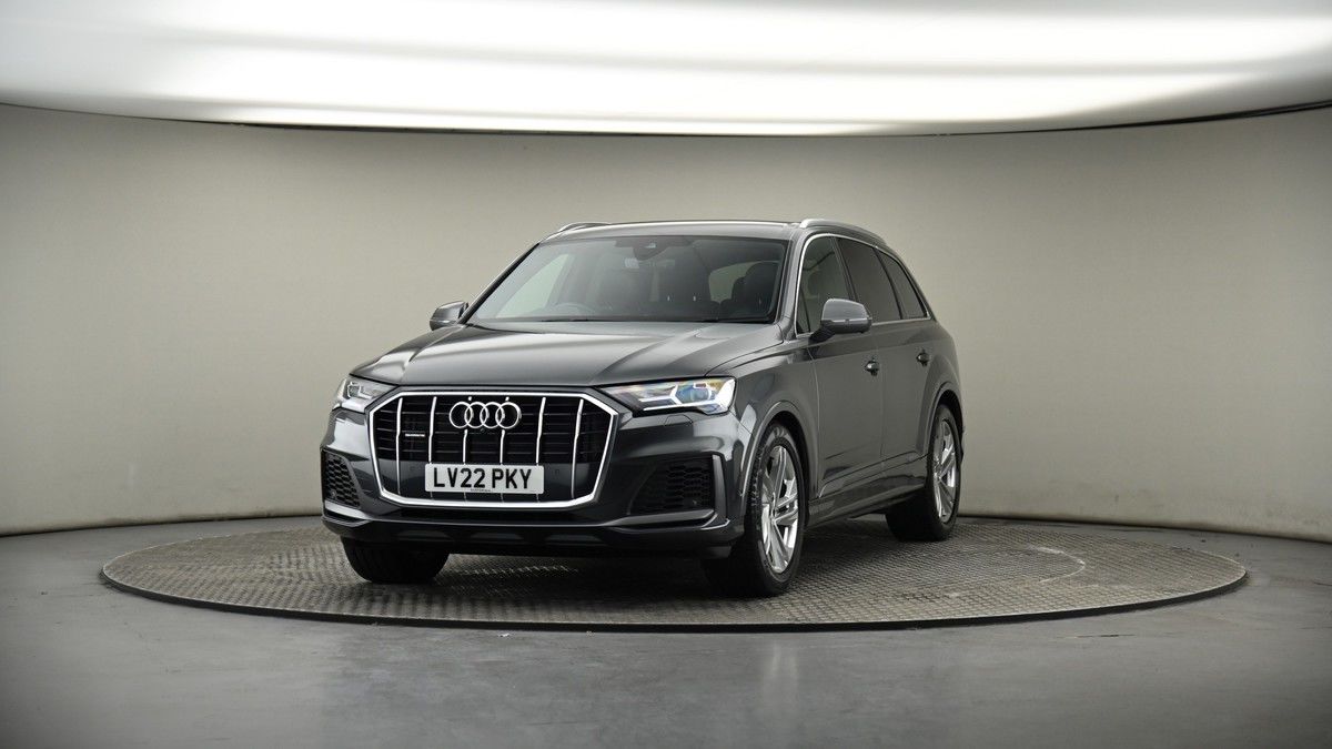 More views of Audi Q7