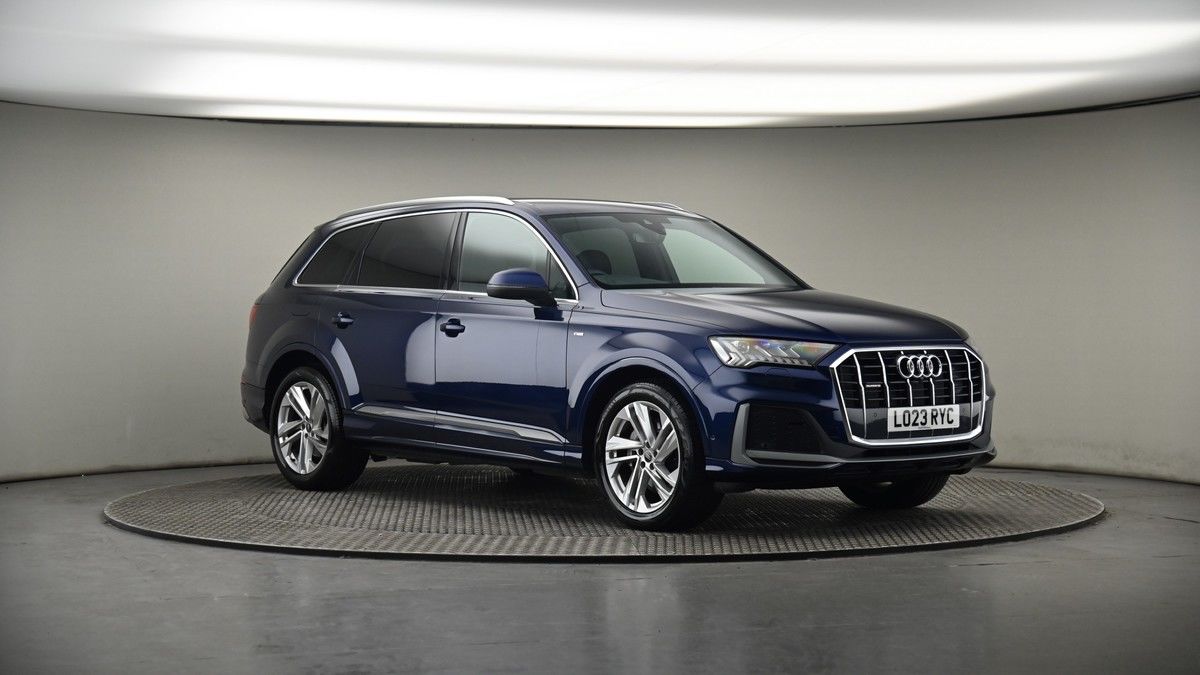 More views of Audi Q7